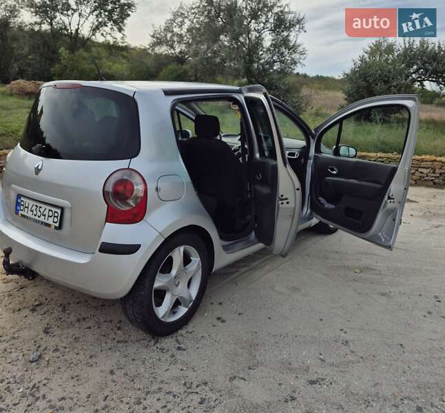 Хэтчбек Renault Modus 2006 в Арцизе