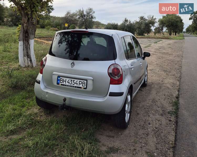 Хэтчбек Renault Modus 2006 в Арцизе