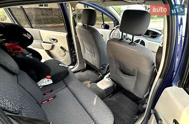 Хэтчбек Renault Modus 2005 в 