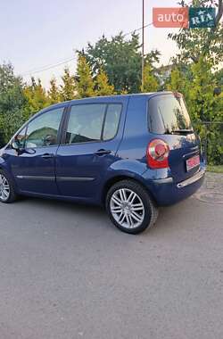 Хэтчбек Renault Modus 2005 в 