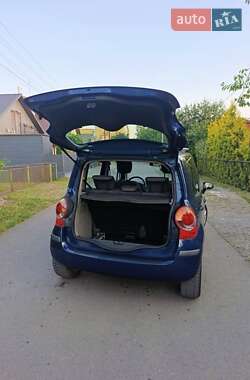 Хэтчбек Renault Modus 2005 в 