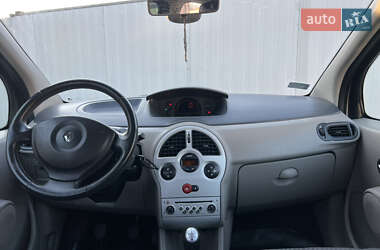 Хэтчбек Renault Modus 2004 в 