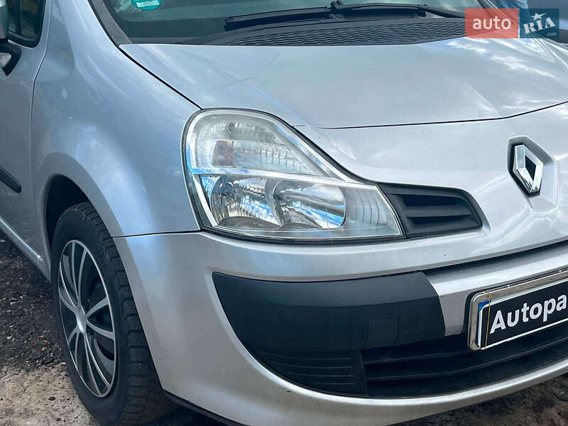 Хэтчбек Renault Modus 2009 в Киеве