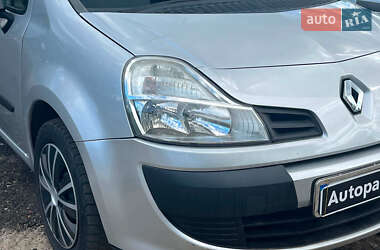 Хэтчбек Renault Modus 2009 в 