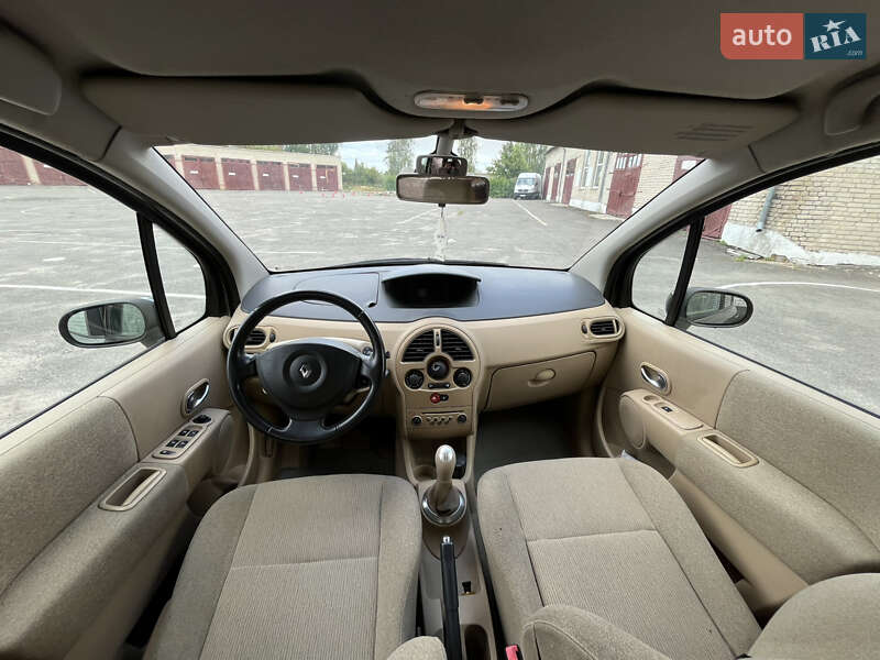Хэтчбек Renault Modus 2005 в Любомле
