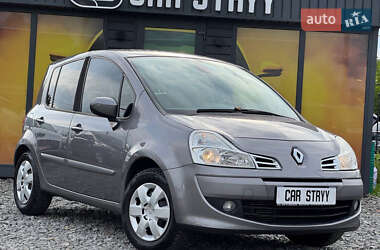 Хэтчбек Renault Modus 2010 в 