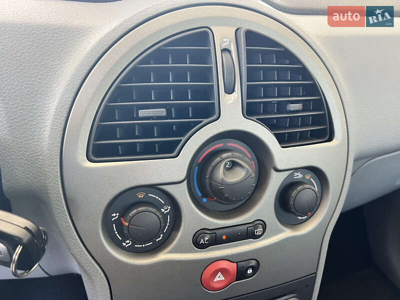 Хэтчбек Renault Modus 2007 в Николаеве