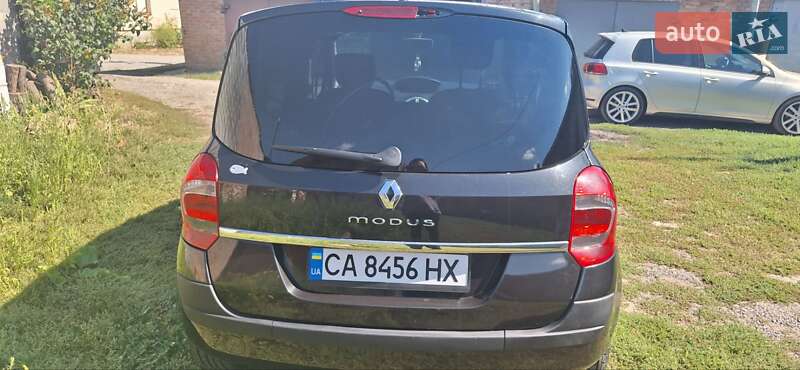 Хэтчбек Renault Modus 2008 в Христиновке
