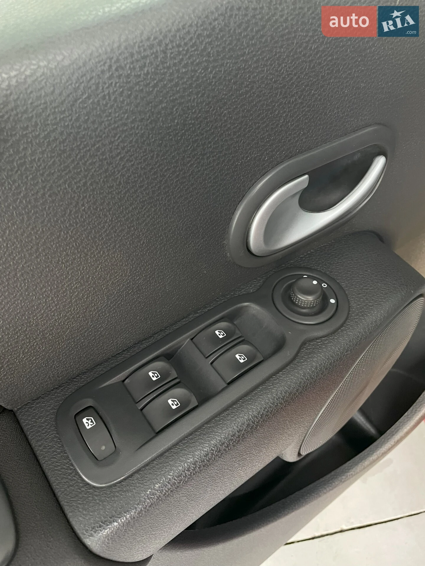 2011 Renault Modus - мініатюра 23