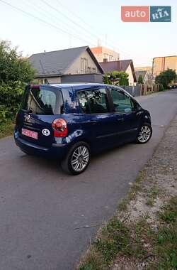 Хэтчбек Renault Modus 2005 в 