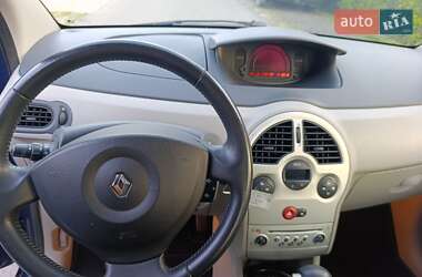 Хэтчбек Renault Modus 2005 в 