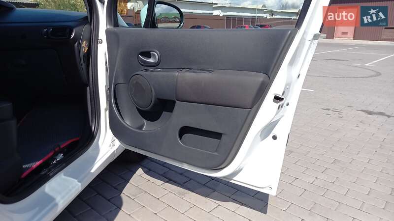 Хетчбек Renault Modus 2012 в Черкасах