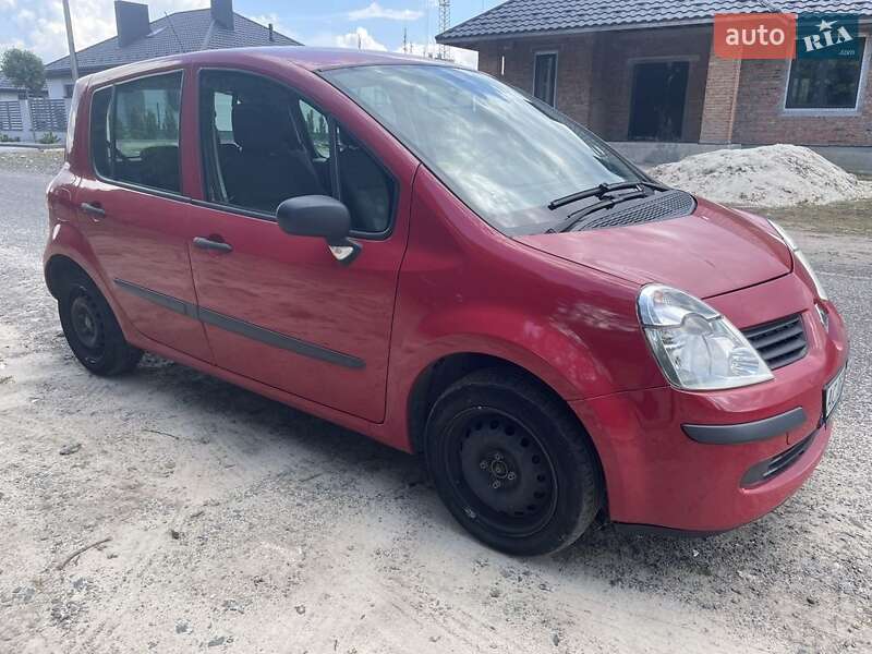 Хэтчбек Renault Modus 2006 в Луцке