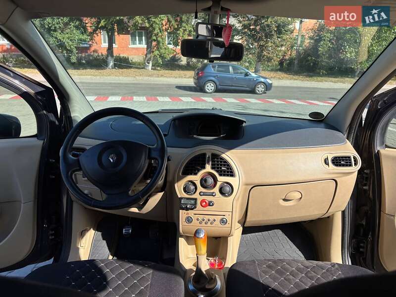 Хэтчбек Renault Modus 2006 в Ставище