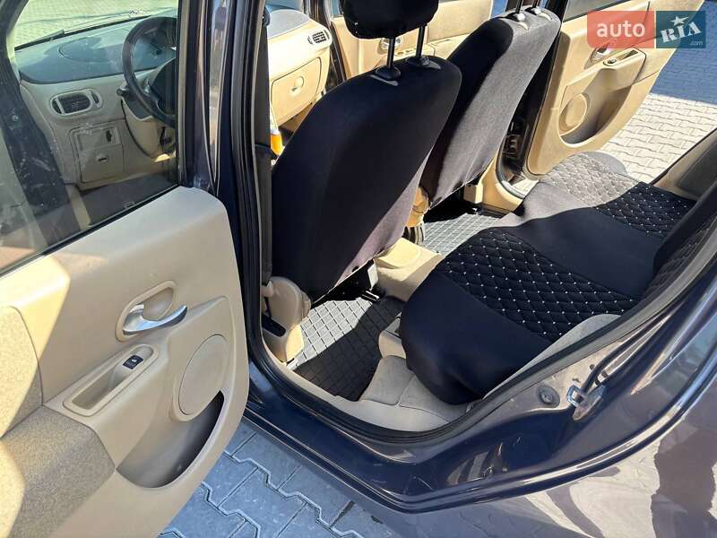 Хэтчбек Renault Modus 2006 в Ставище