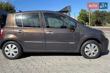Хэтчбек Renault Modus 2006 в 
