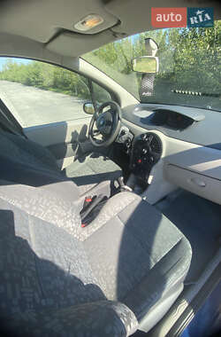 Хэтчбек Renault Modus 2005 в 