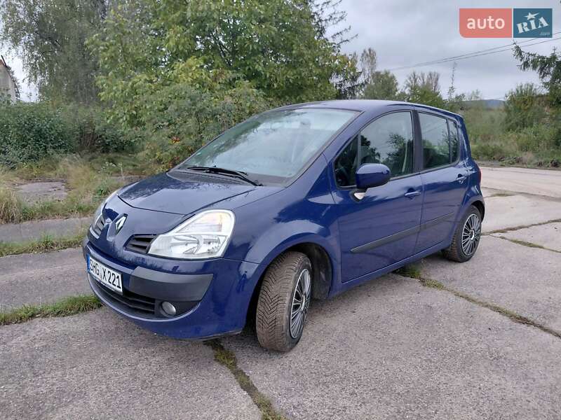 Хетчбек Renault Modus 2009 в 