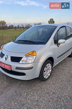 Хэтчбек Renault Modus 2005 в Бородянке