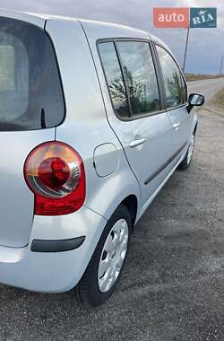 Хэтчбек Renault Modus 2005 в 