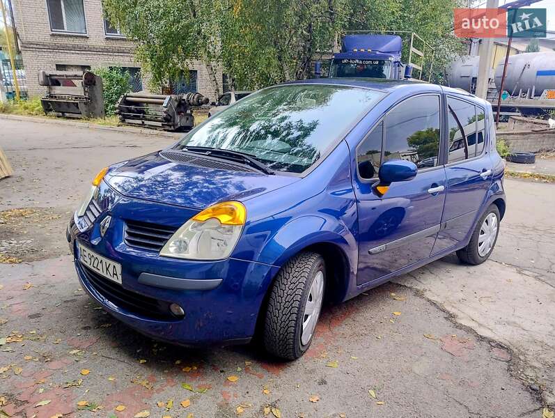 Хэтчбек Renault Modus 2005 в Днепре