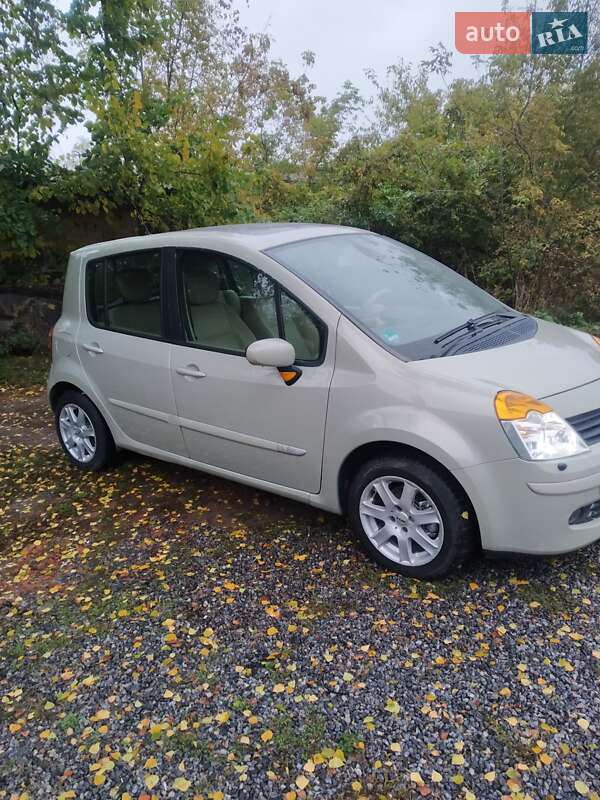 Хэтчбек Renault Modus 2006 в Виннице