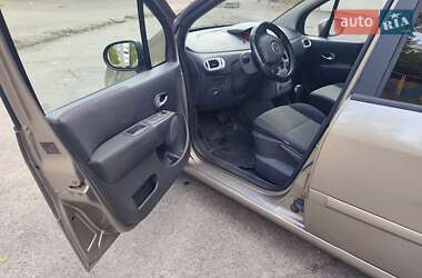 Хетчбек Renault Modus 2009 в 