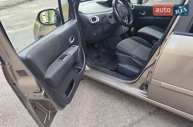 Хетчбек Renault Modus 2009 в 