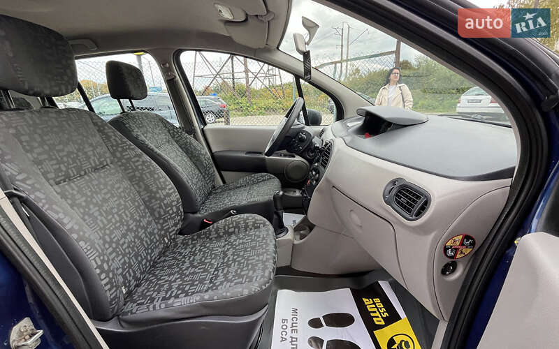 Хетчбек Renault Modus 2005 в Стрию