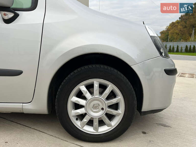 Хетчбек Renault Modus 2007 в Луцьку фото 29 Хетчбек Renault Modus 2007 в Луцьку