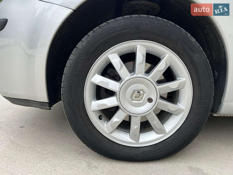 Хетчбек Renault Modus 2007 в Луцьку фото 34 Хетчбек Renault Modus 2007 в Луцьку