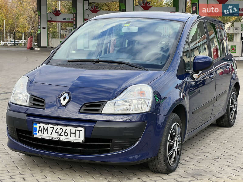 Хэтчбек Renault Modus 2010 в Житомире