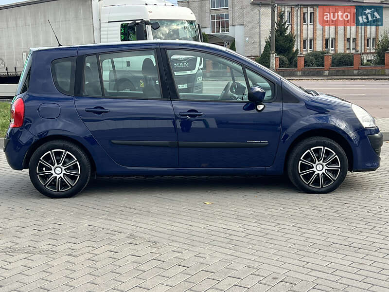 Хэтчбек Renault Modus 2010 в Житомире