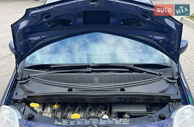 Хэтчбек Renault Modus 2010 в 