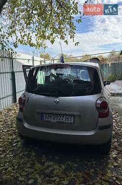 Хетчбек Renault Modus 2006 в  фото 8 Хетчбек Renault Modus 2006 в