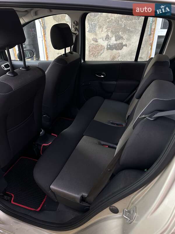 Хетчбек Renault Modus 2006 в Олександрії