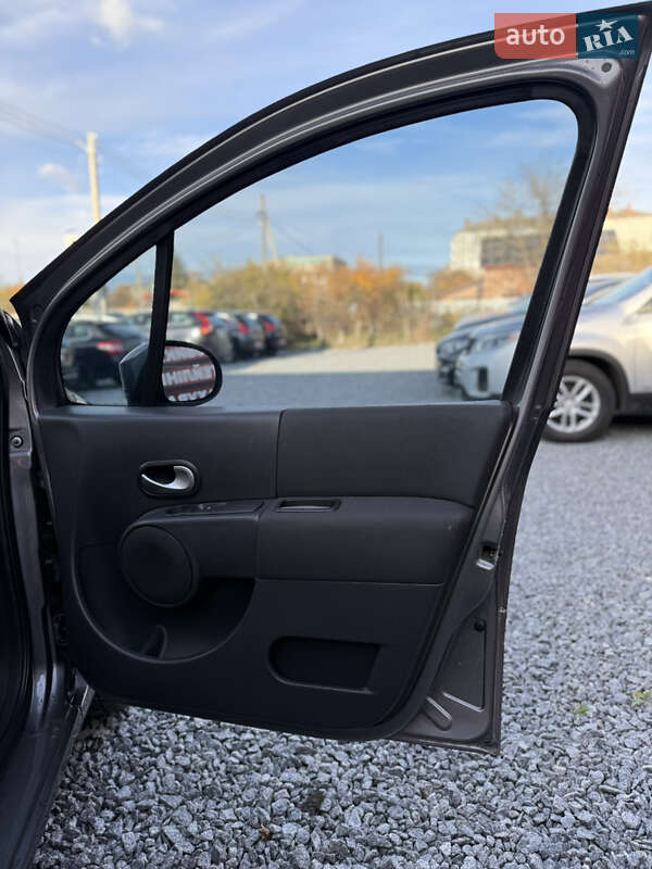 Хэтчбек Renault Modus 2010 в Стрые