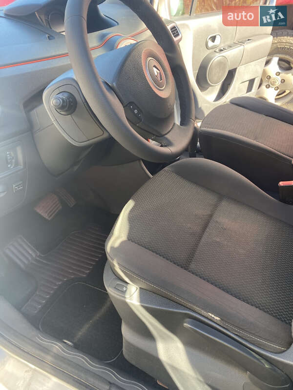 Хэтчбек Renault Modus 2011 в Виннице