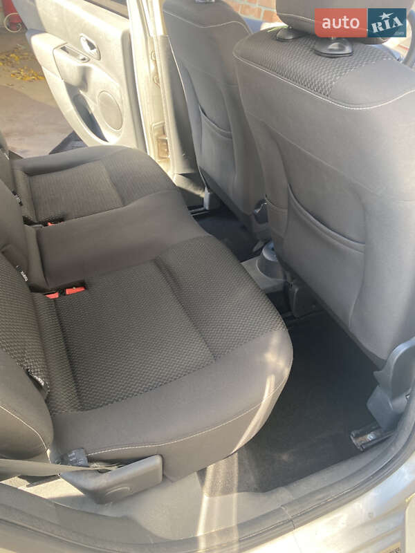 Хэтчбек Renault Modus 2011 в Виннице