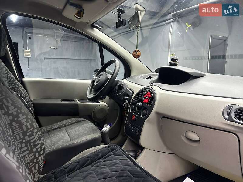 Хетчбек Renault Modus 2005 в Чернівцях фото 14 Хетчбек Renault Modus 2005 в Чернівцях