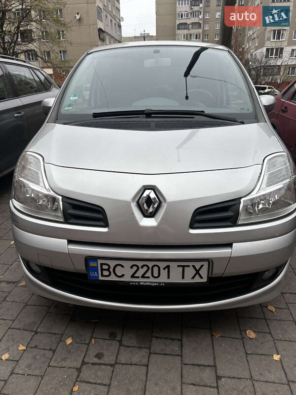 Хэтчбек Renault Modus 2009 в Львове