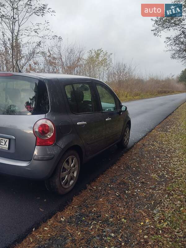 Хэтчбек Renault Modus 2007 в Киверцах