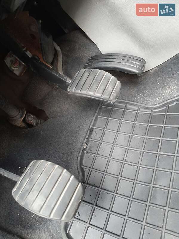 Хетчбек Renault Modus 2006 в Житомирі фото 21 Хетчбек Renault Modus 2006 в Житомирі