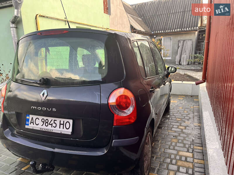 Хэтчбек Renault Modus 2005 в Киверцах