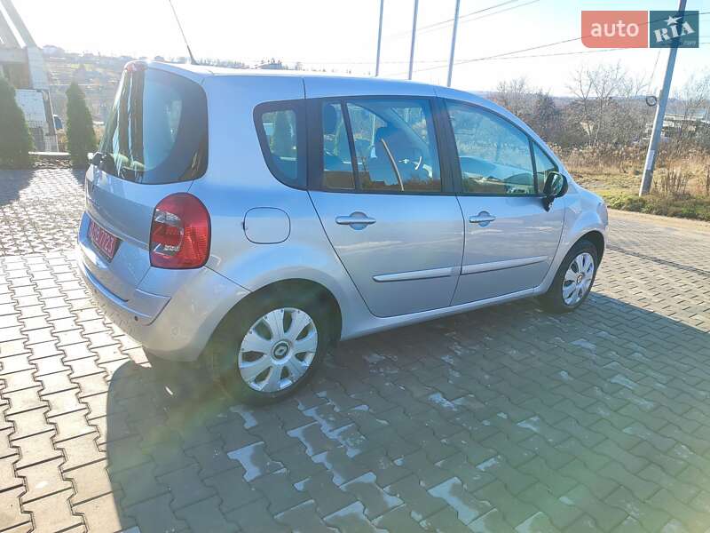 Хетчбек Renault Modus 2012 в Чернівцях фото 5 Хетчбек Renault Modus 2012 в Чернівцях