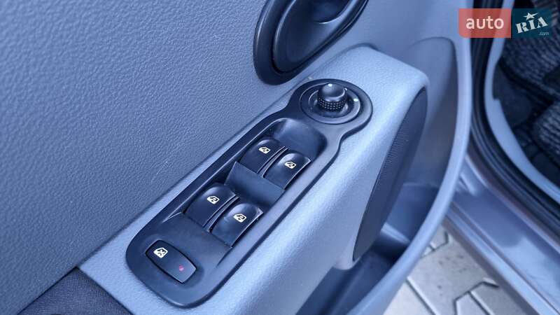 Хетчбек Renault Modus 2007 в Луцьку фото 34 Хетчбек Renault Modus 2007 в Луцьку