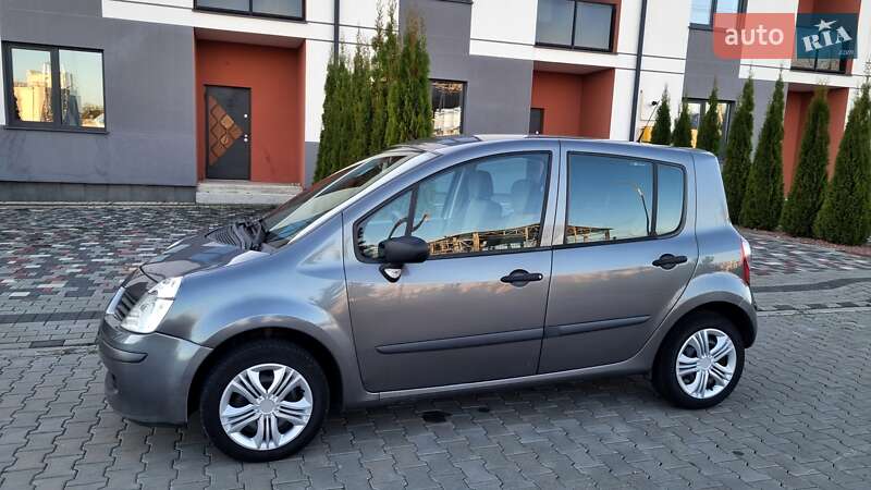 Хетчбек Renault Modus 2007 в Луцьку фото 45 Хетчбек Renault Modus 2007 в Луцьку