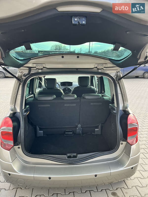 Хэтчбек Renault Modus 2012 в Черновцах фото 25 Хэтчбек Renault Modus 2012 в Черновцах