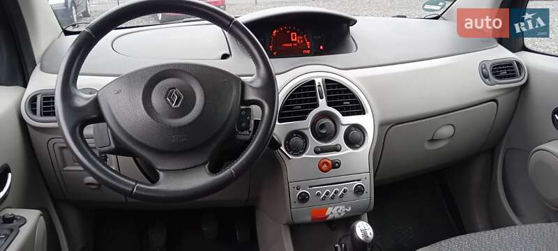 Хэтчбек Renault Modus 2006 в Лубнах