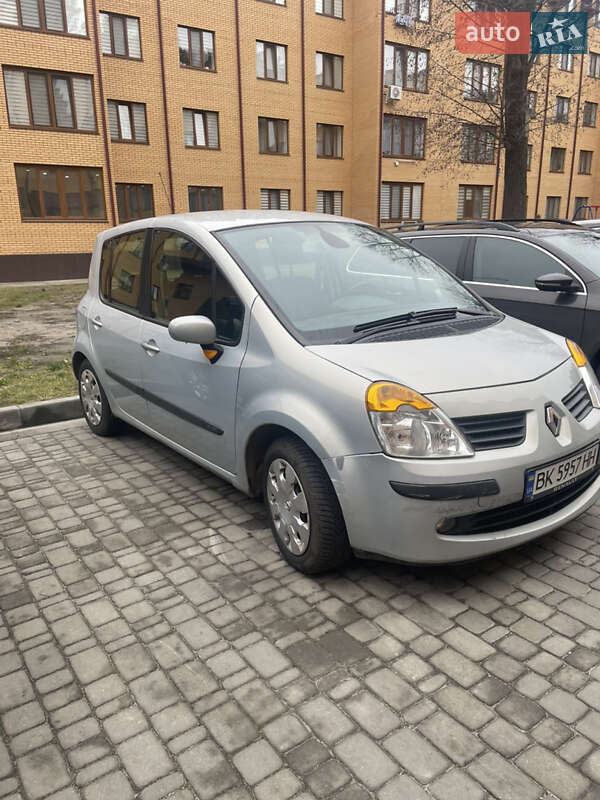 Хэтчбек Renault Modus 2005 в Ровно